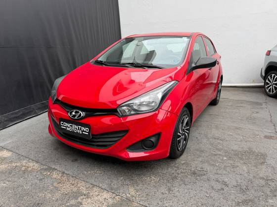 HYUNDAI HB20 1.0 COMFORT PLUS 12V FLEX 4P MANUAL HYUNDAI HB20 1.0 COMFORT PLUS 12V FLEX 4P MANUAL